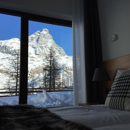 Base Camp Alpine Apartments เบรยล์-แชร์วิเนีย ภายนอก รูปภาพ