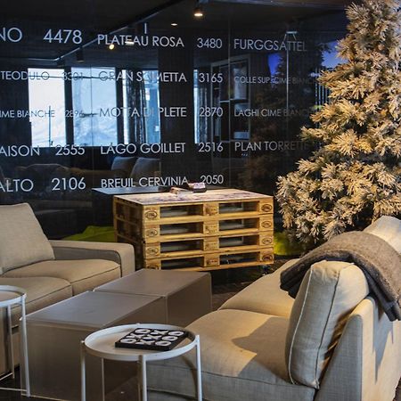 Base Camp Alpine Apartments เบรยล์-แชร์วิเนีย ภายนอก รูปภาพ