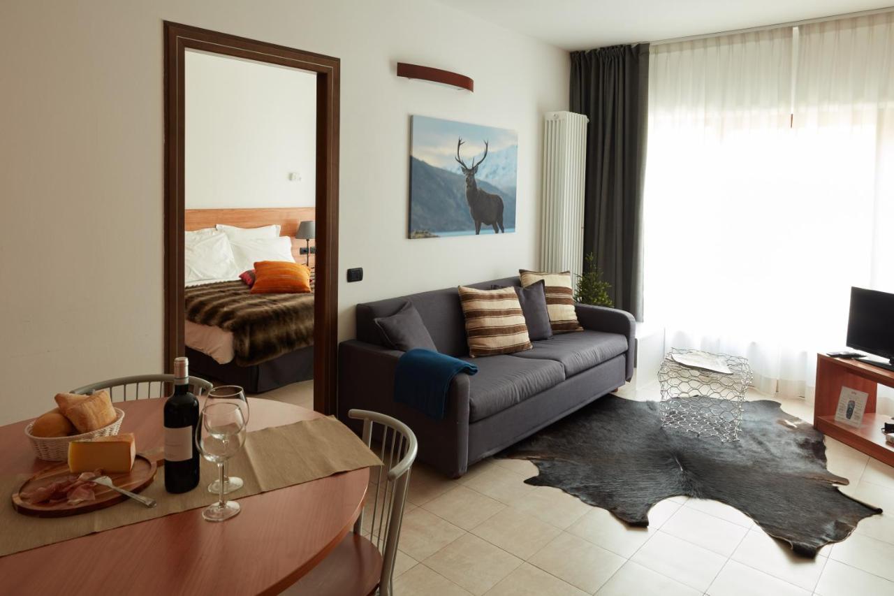 Base Camp Alpine Apartments เบรยล์-แชร์วิเนีย ภายนอก รูปภาพ